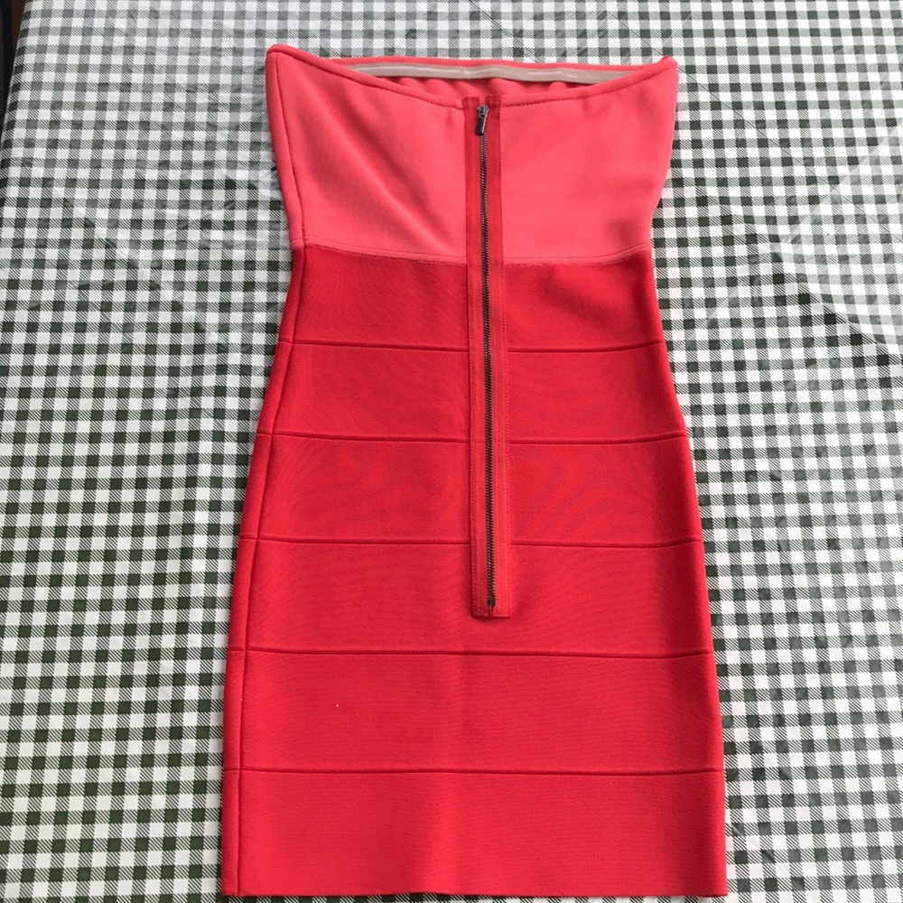 BCBGMaxAzria BANDAGE DRESS - Picture 3 of 8
